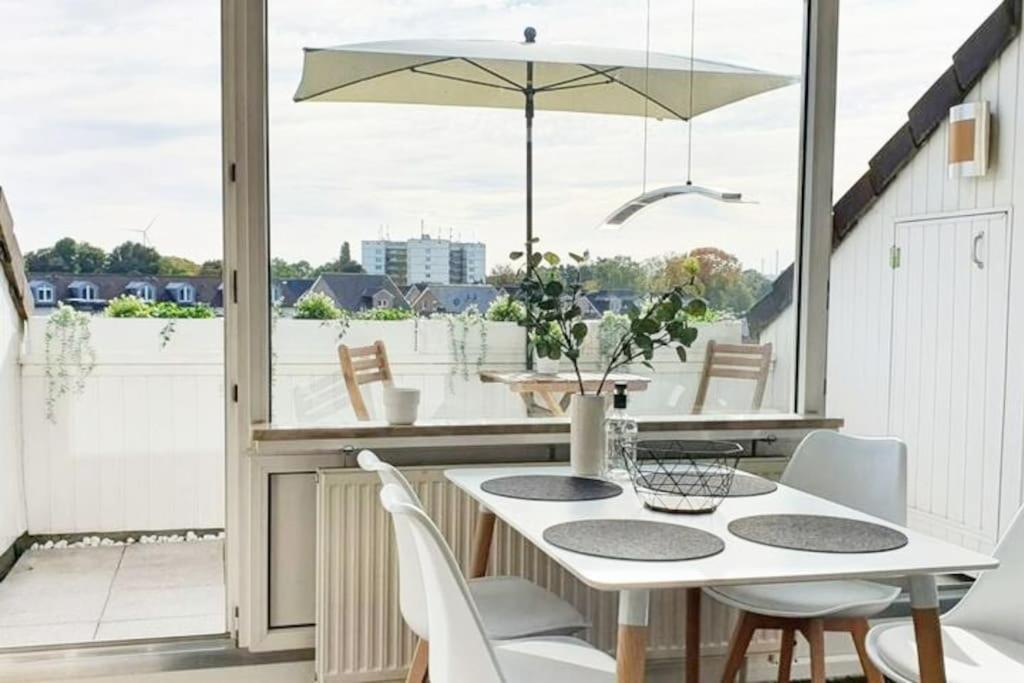 Modernes Und Ruhiges Appartement Mit Loggia Марль Экстерьер фото